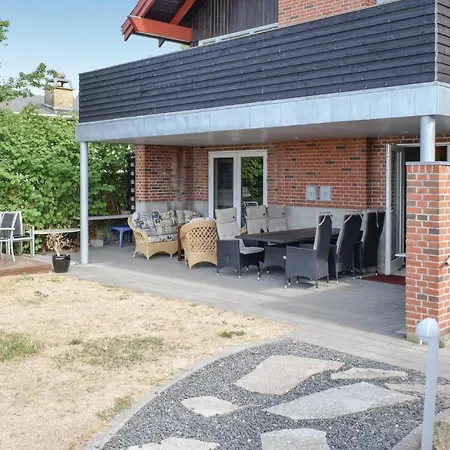 Three-bedroom In *