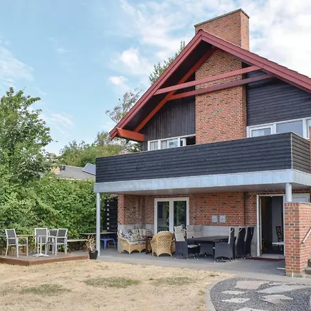 Three-bedroom In